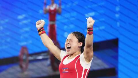 Nữ lực sĩ Triều Tiên phá 3 kỷ lục thế giới, giành HCV ASIAD 2026